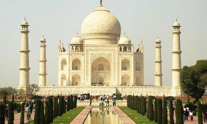 Private: One Day Taj Mahal Tour Package From Delhi By Car