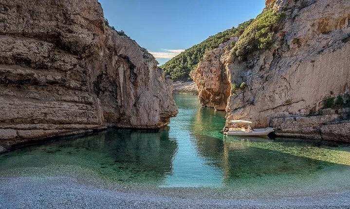 Blue and Green Cave Speedboat Trip from Hvar Town