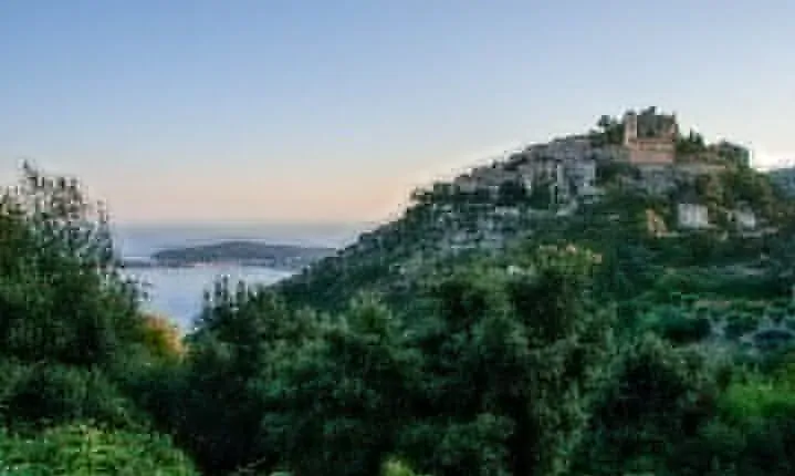 Èze: Private Village Guided Walking Tour