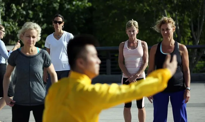 Tai Chi Class with Temple of Heaven Private Half Day Tour