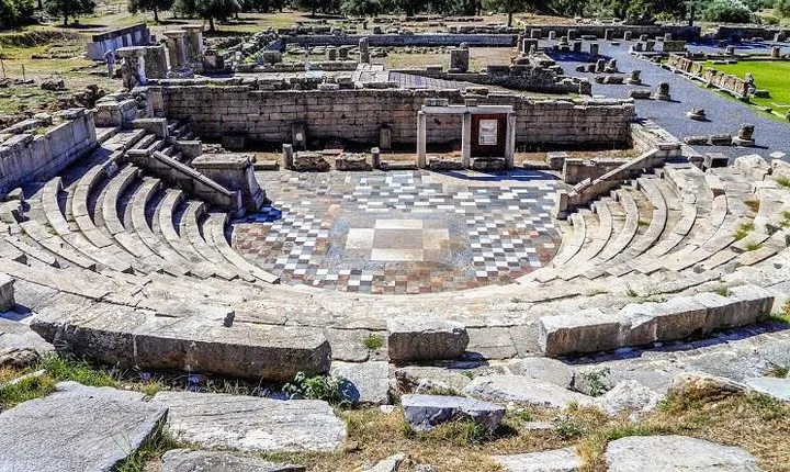 Private Day Trip to Ancient Messene from Kalamata (Price per Group)