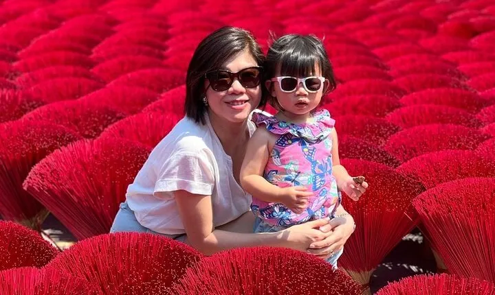 From Hanoi: Incense Village, Conical Hat and HaThai Art Tour