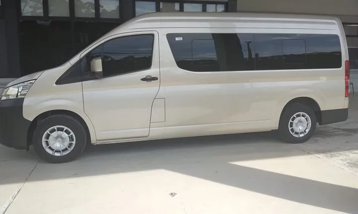 Roatan: Shuttle Service & Transportation