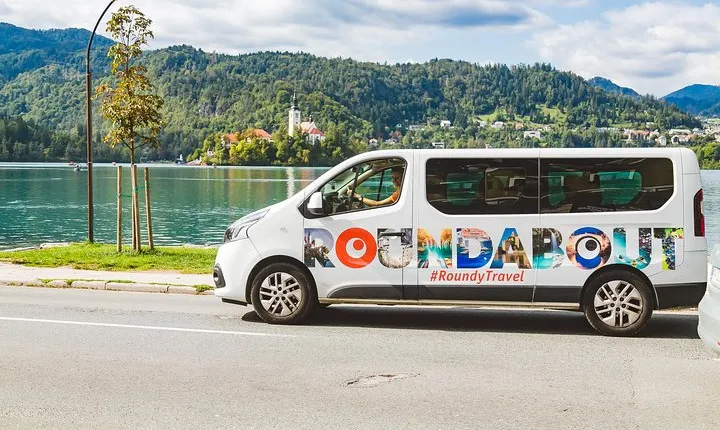 Bled Lake with island and castle - small group - day trip from Ljubljana