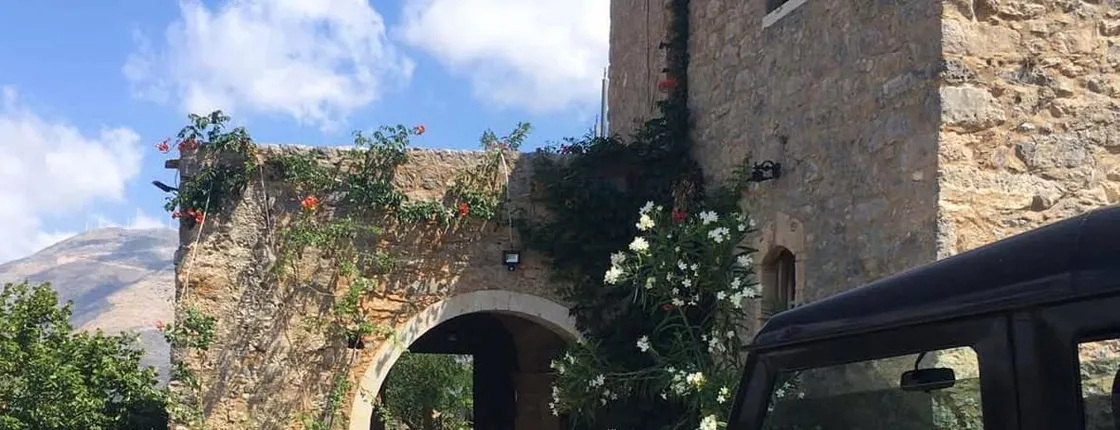 Flavours of Crete 4x4 tour with monastery and winery visits