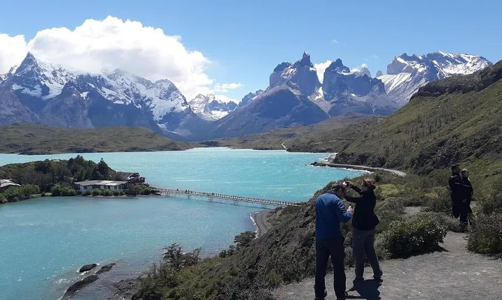 Full Day Parque Torres del Paine (1 to 4 Passengers, Private)