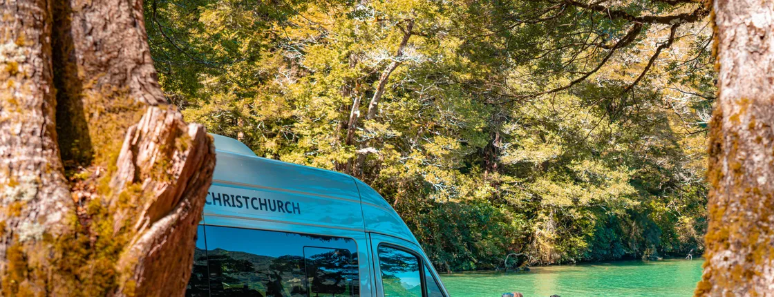 Milford Sound tour and Boutique cruise with picnic lunch from Queenstown