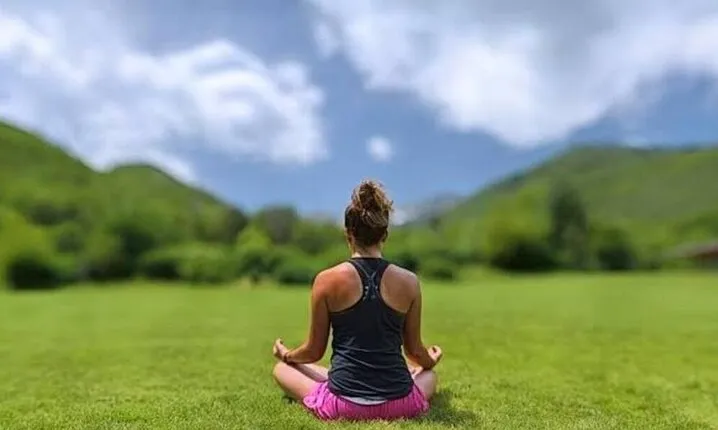 Private Yoga Day Tour In the Shadow Of Tajmahal With Lunch