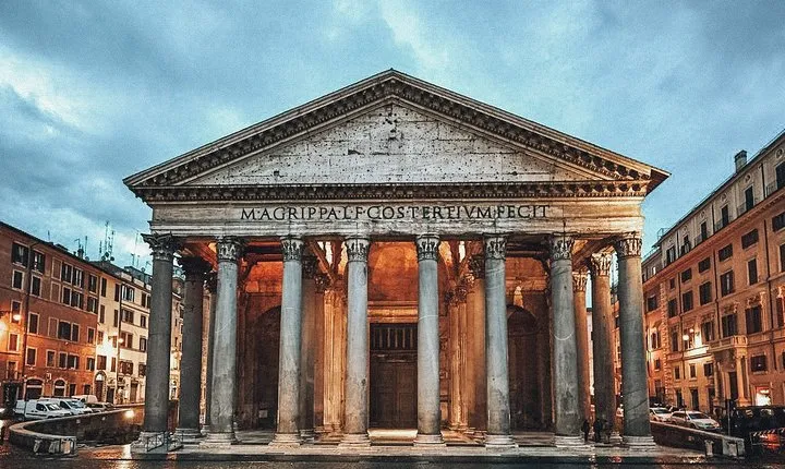 Evening Must See Tour in Rome with Local Expert