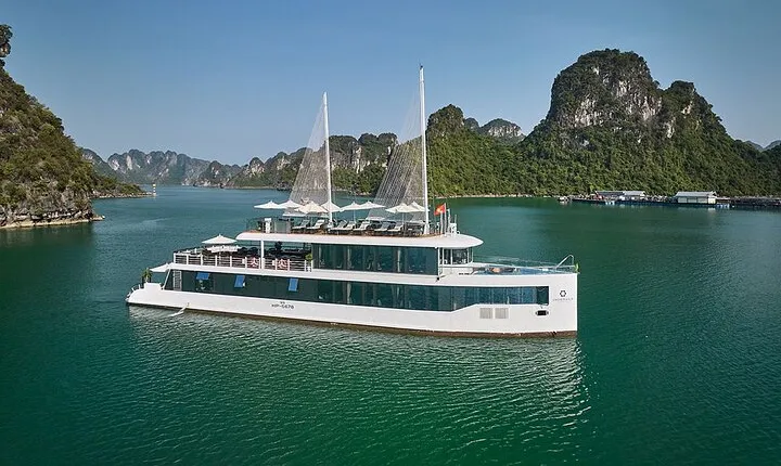 Luxury Halong Bay and Lan Ha Bay Day Tour with Jade Sails Cruise