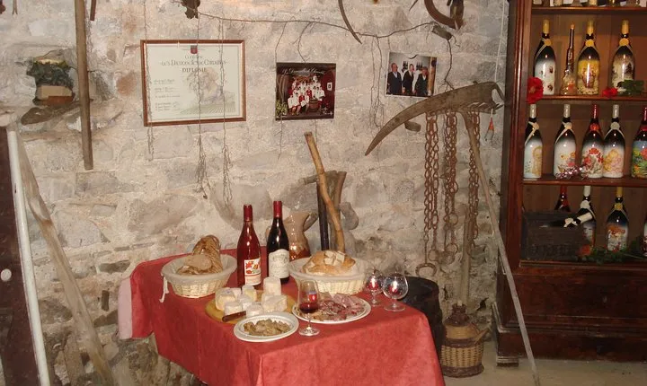 Winemaker's aperitif with Tasting and Chiroubles Chew