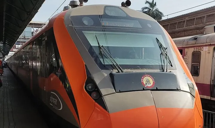 From Delhi: Agra Full Day tour by Superfast Train Gatiman