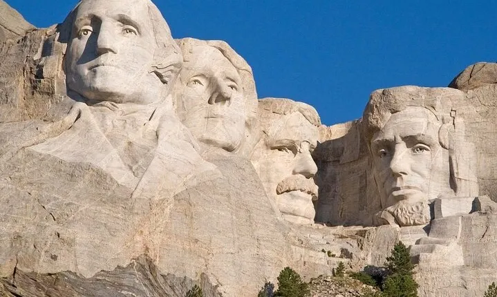 Shared Mt Rushmore and Crazy Horse Tour