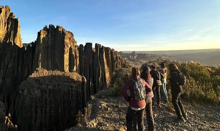 Sunrise Hike on Animas Valley & La Paz day tour + cable cars