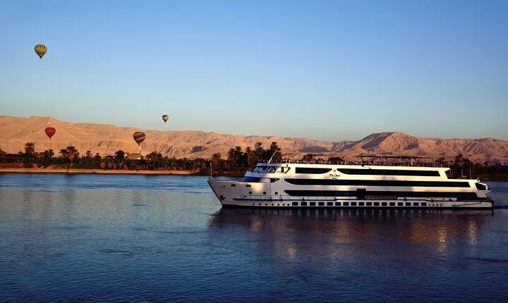 3 NIGHTS NILE CRUISE including ABUSIMBEL, HotAir Balloons