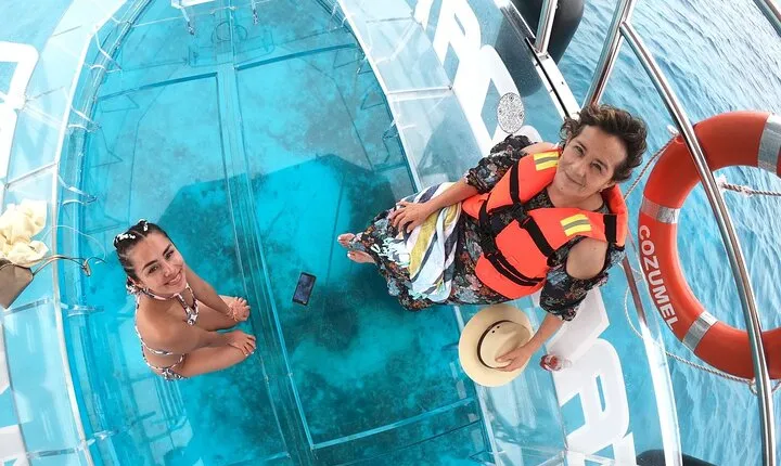 Transparent boat ride around Cozumel Island + Snorkel