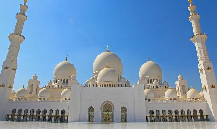Full Day Abu Dhabi City Tour with Louvre Museum from Abu Dhabi
