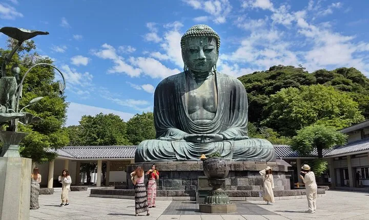 Learning History of Kamakura in depth with a Certified Guide
