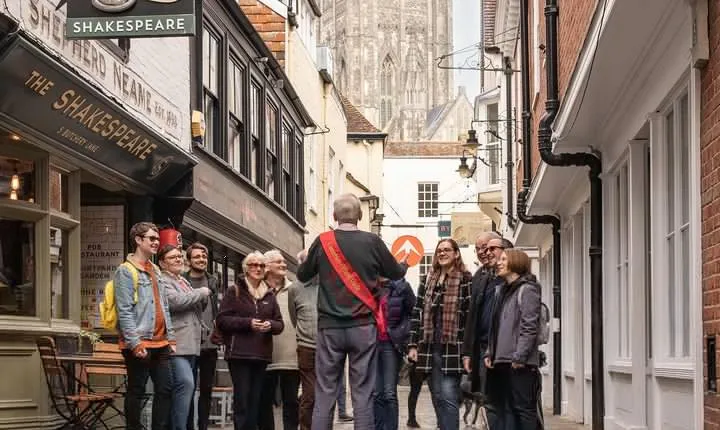 Official Canterbury Guided Walking Tour - 11.00 Tour