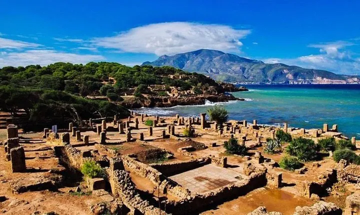 "Tipaza and Cherchell" Tour by Fancyellow