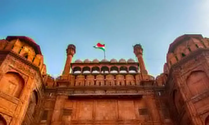  Entrance Ticket to Historical Monuments of Delhi with Private Transfer