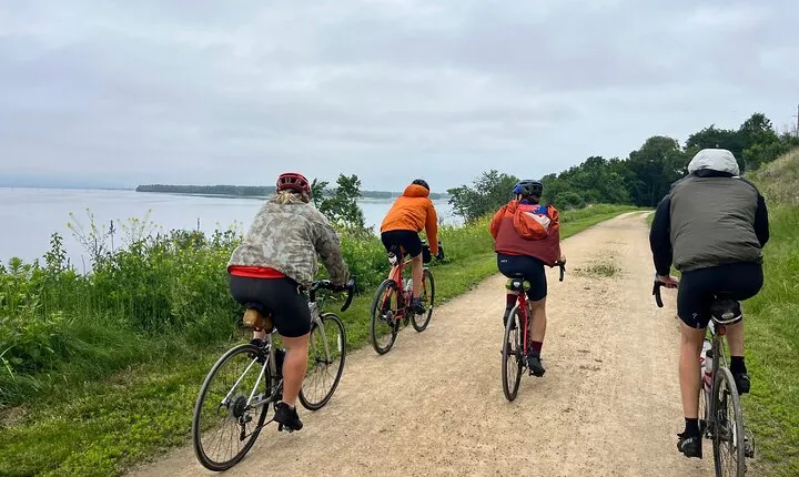 Unforgettable Small Group Biking Tours from Chicago to Milwaukee