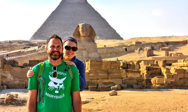 Private Guided Day Tour of Giza and Saqqara with Egyptian Lunch and Camel Ride