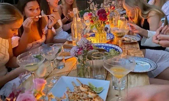 Gala: Chic Gastronomy themed evening in Paris (girl only)