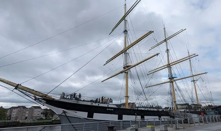 Shore Excursion from Greenock: Glasgow, Kelpies, Falkirk Wheel