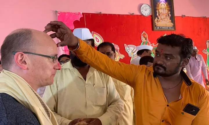 Immersive culture tour of Pune by private car with guide and local lunch 