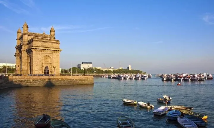 South Mumbai City with Kanheri Cave Tour in Private Vehicle