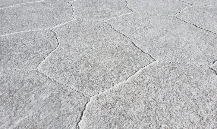 Salar de Uyuni private tours 2 days