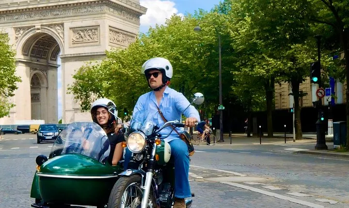 Explore Paris by Sidecar with Wild Side Tour