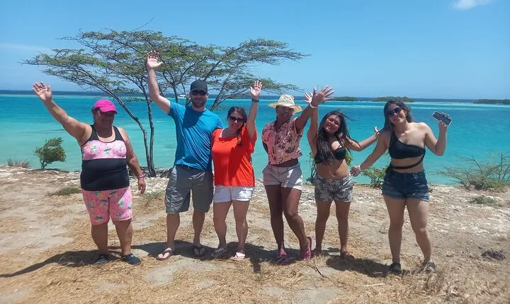Full-Day Sightseeing island Tour of Aruba with Cave Pool Swim