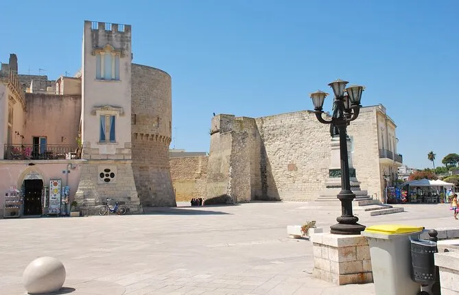 Full day private tour of LECCE and OTRANTO