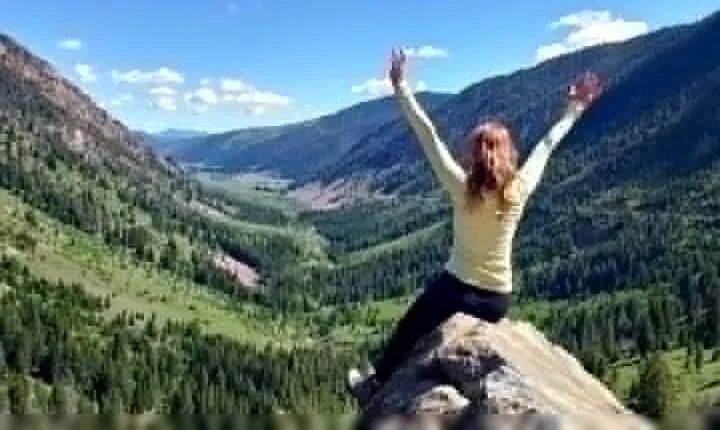 Private Alpine Hike with Charcuterie Tasting in Colorado