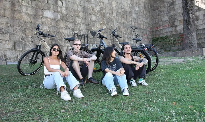 Port e-bike rental | 5499136P5