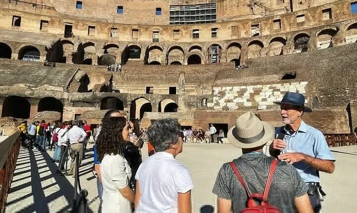 Colosseum with Gladiator Arena Floor, Forum & Palatine Hill Tour