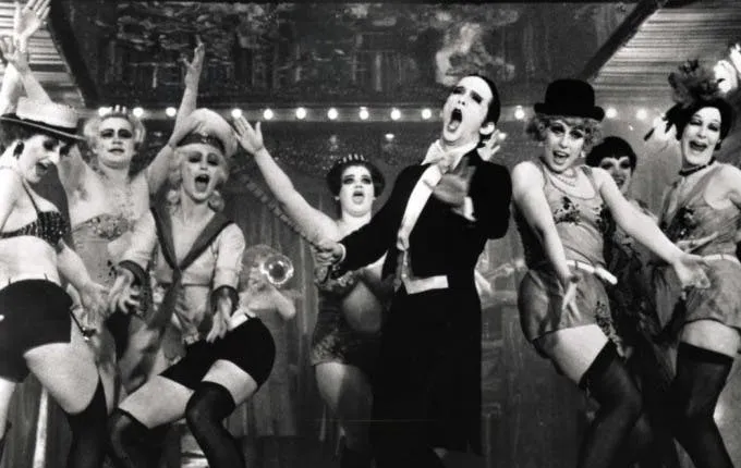 Roaring 20s of Berlin bus tour