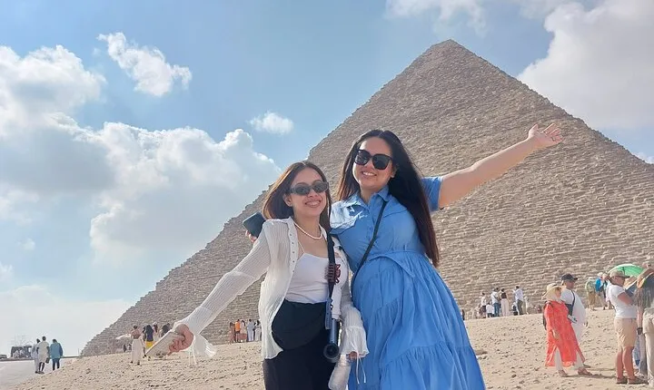 Giza Pyramids , Sphinx ,Saqqara and Memphis Private Tour