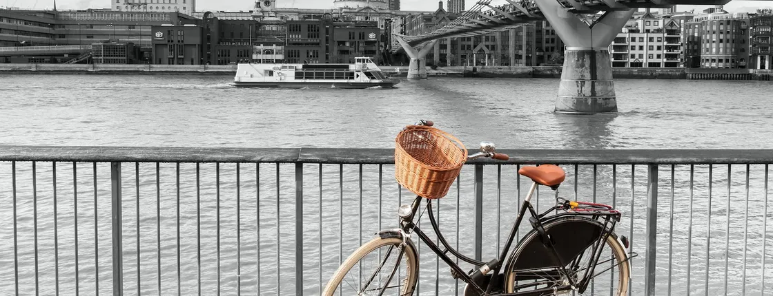 River Thames bike tour