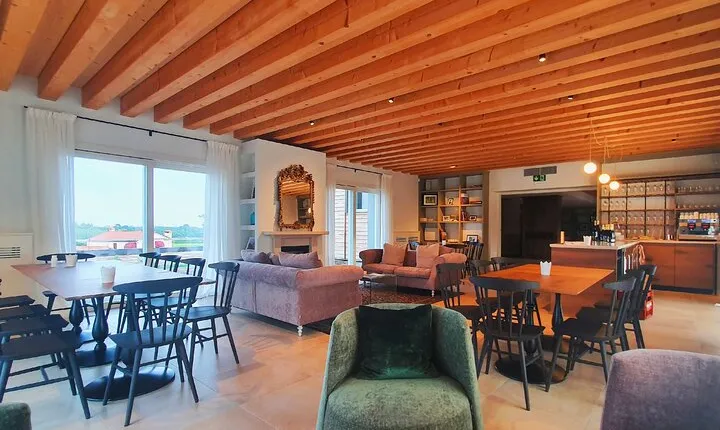 Romantic Evening Tasting with the Best Prosecco