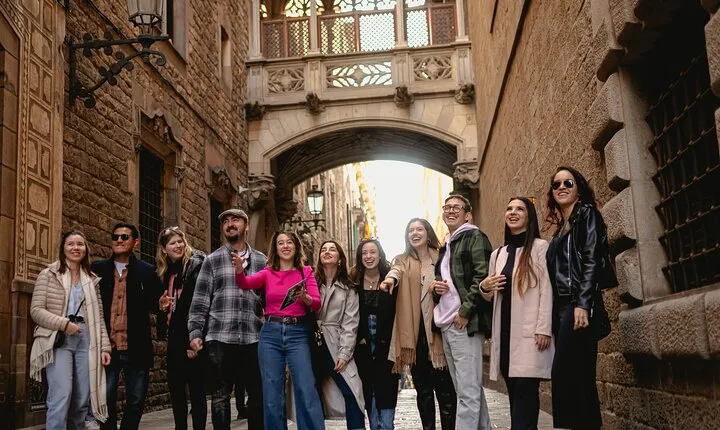 Secrets of Barcelona Old Town Guided Walking Tour