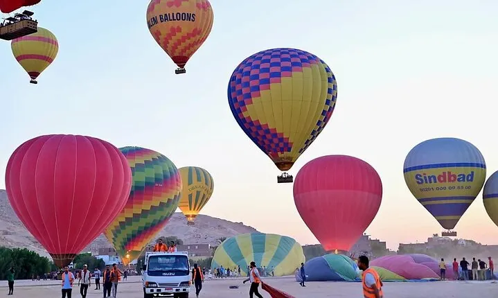 1 Day Private Tour with Hot Air Balloon from Marsa Alam to Luxor