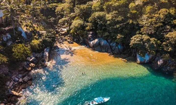 Full-Day Trail to 6 hidden Beaches, Colomitos and Snorkel