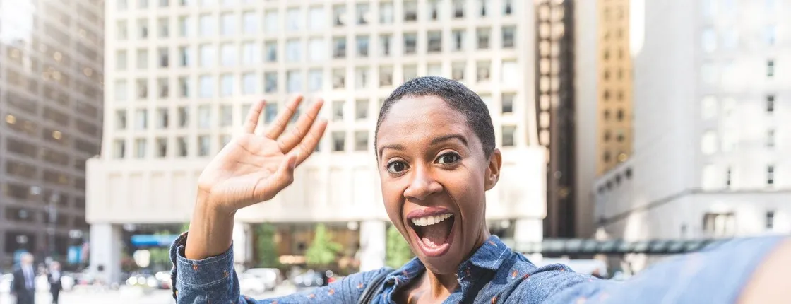 Self-guided audio tour of famous movie filming locations in Chicago