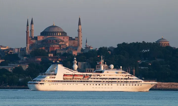 Istanbul Shore Excursion by TRAM: Half Day Private Tour from Port
