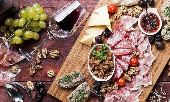 Wine & Gourmet Tasting - Drinks included