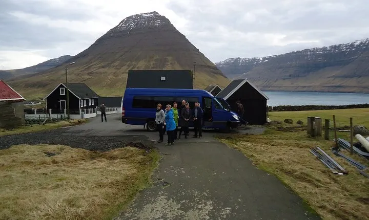 Summer Tour to the Northern Islands and Tjornuvik