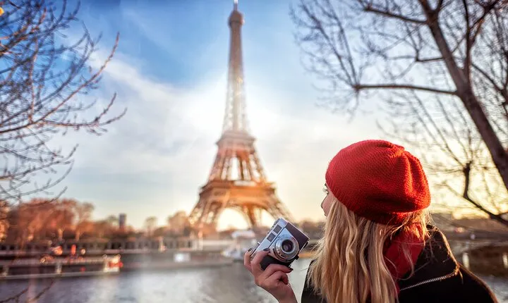 Paris Half-Day small group Guided City Tour